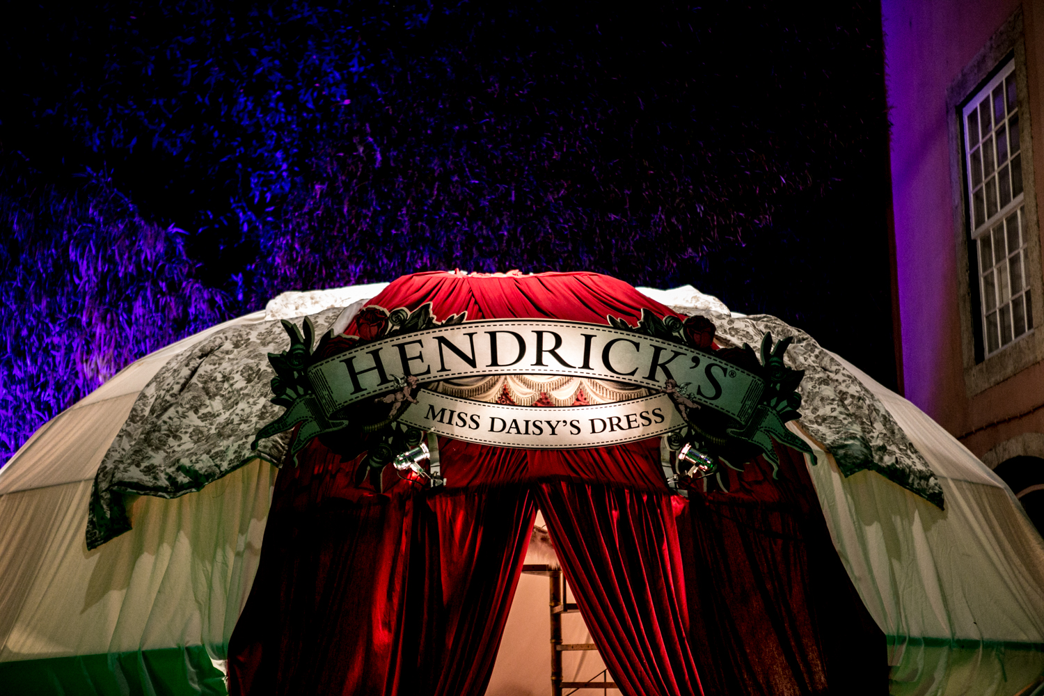 Hendrick’s Unusual Wedding de Lady Rose & Sir Pepino