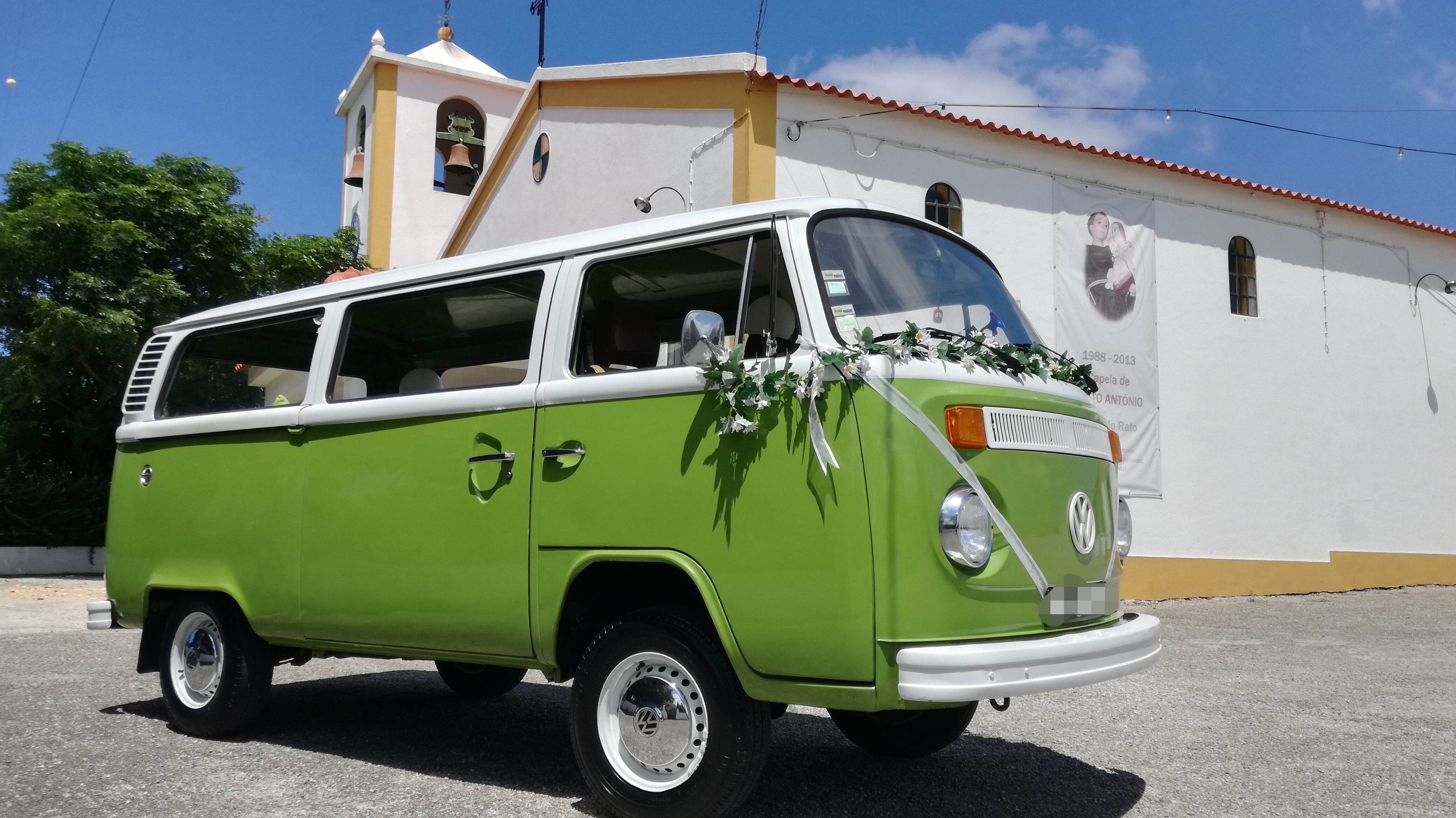 LoveBus - Aluguer de carrinhas Pão de Forma e Carochas