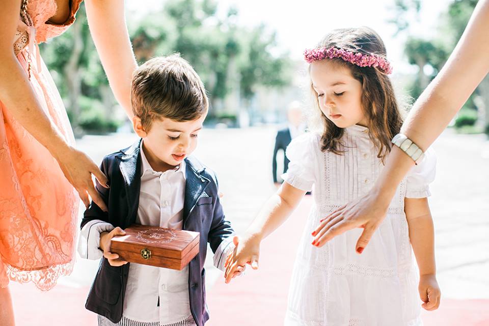 meninos das alianças menino menina casamento