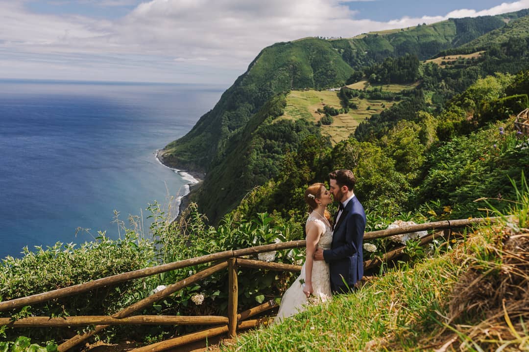 Destination wedding in the Azores: the landscape where dreams come true!