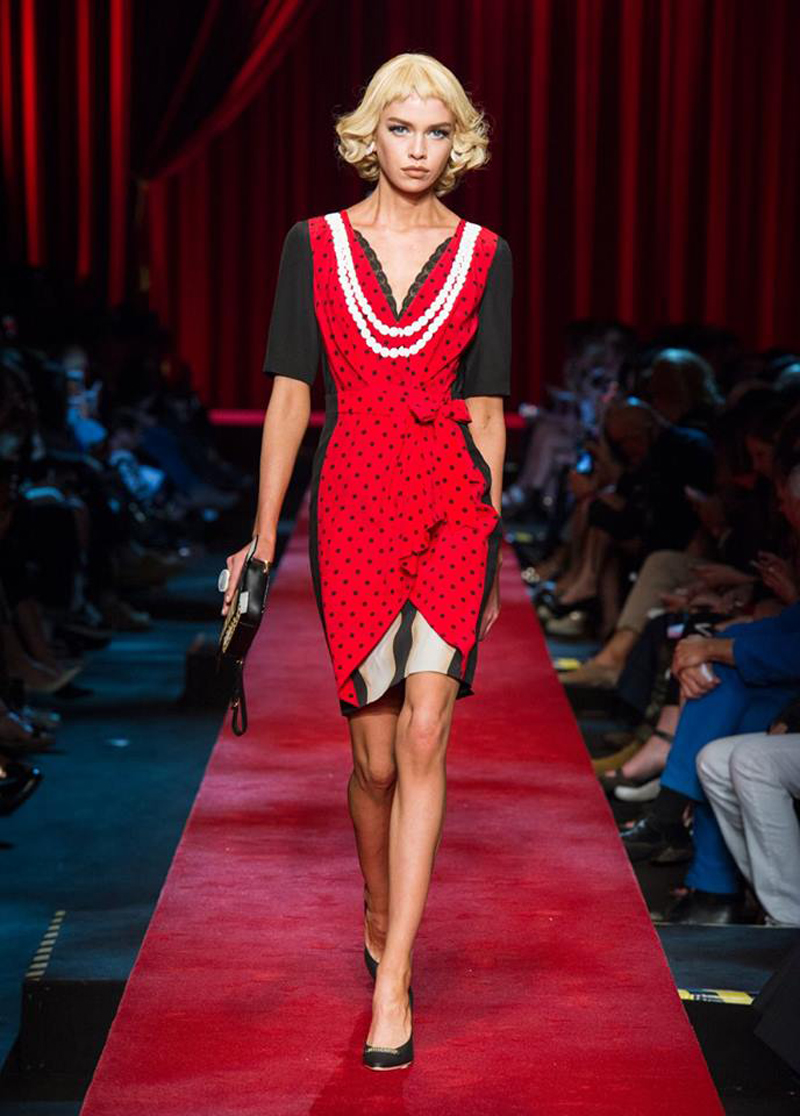 Créditos: Moschino Facebook