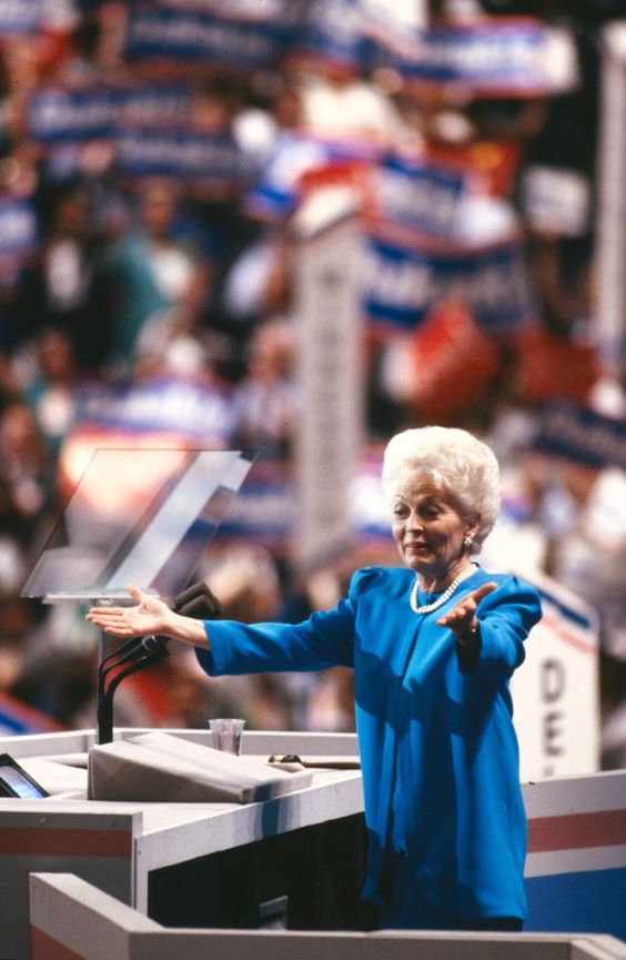 "Afinal, Ginger Rogers fez tudo o que Fred Astaire fez. Ela só fez ao contrário e de saltos altos." - Ann Richards