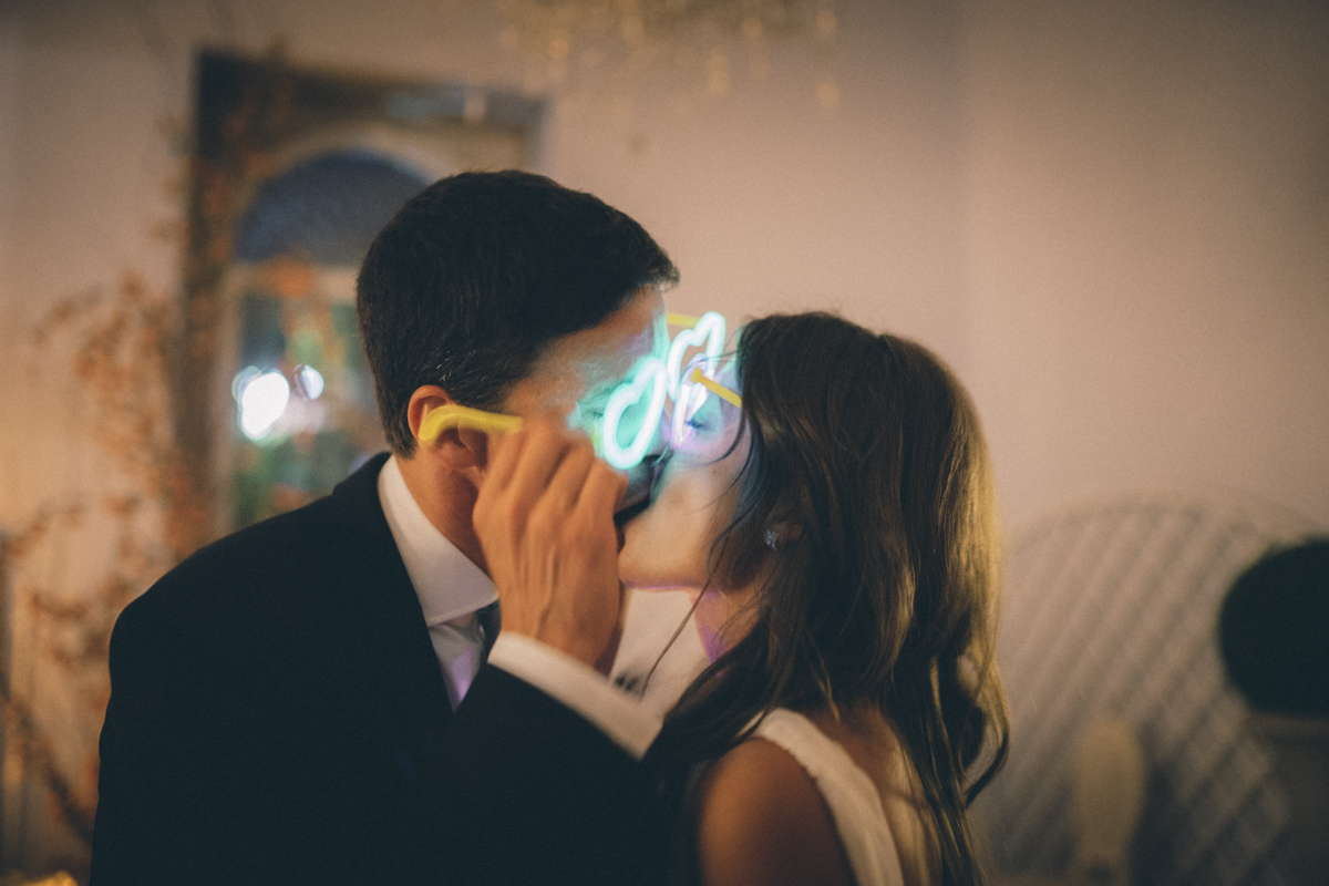 <a href="http://zankyou.9nl.de/u9m9" target="_blank"> João de Medeiros & Pamela Leite </a>