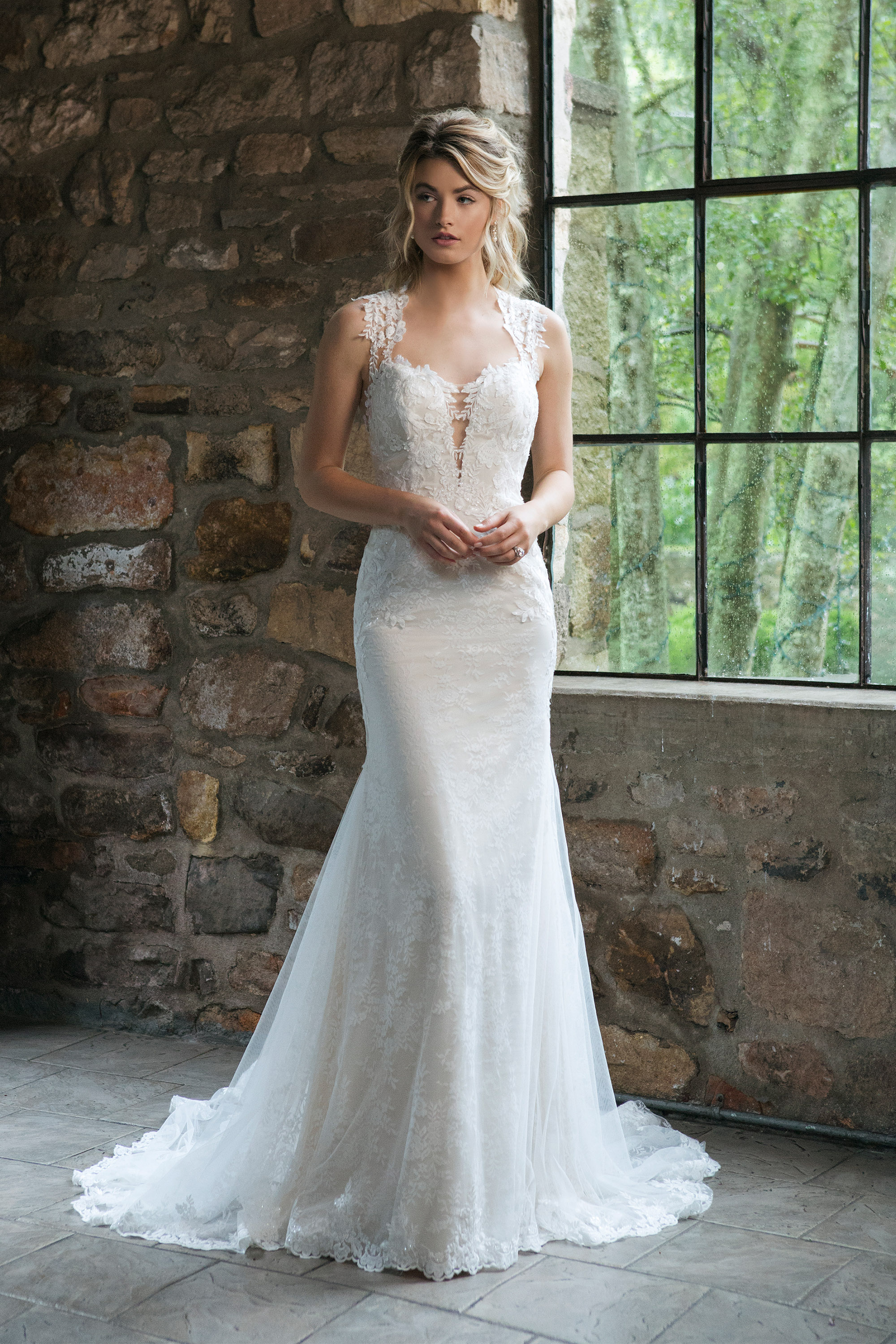 Style 44056. Credits: Justin Alexander Sincerity.