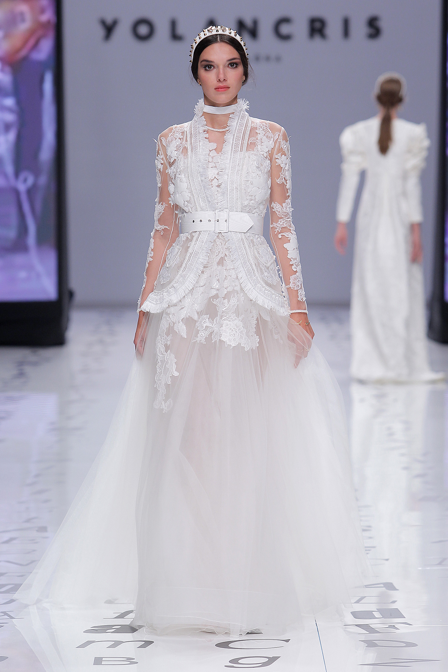 YolanCris. Credits: Valmont Barcelona Bridal Fashion Week