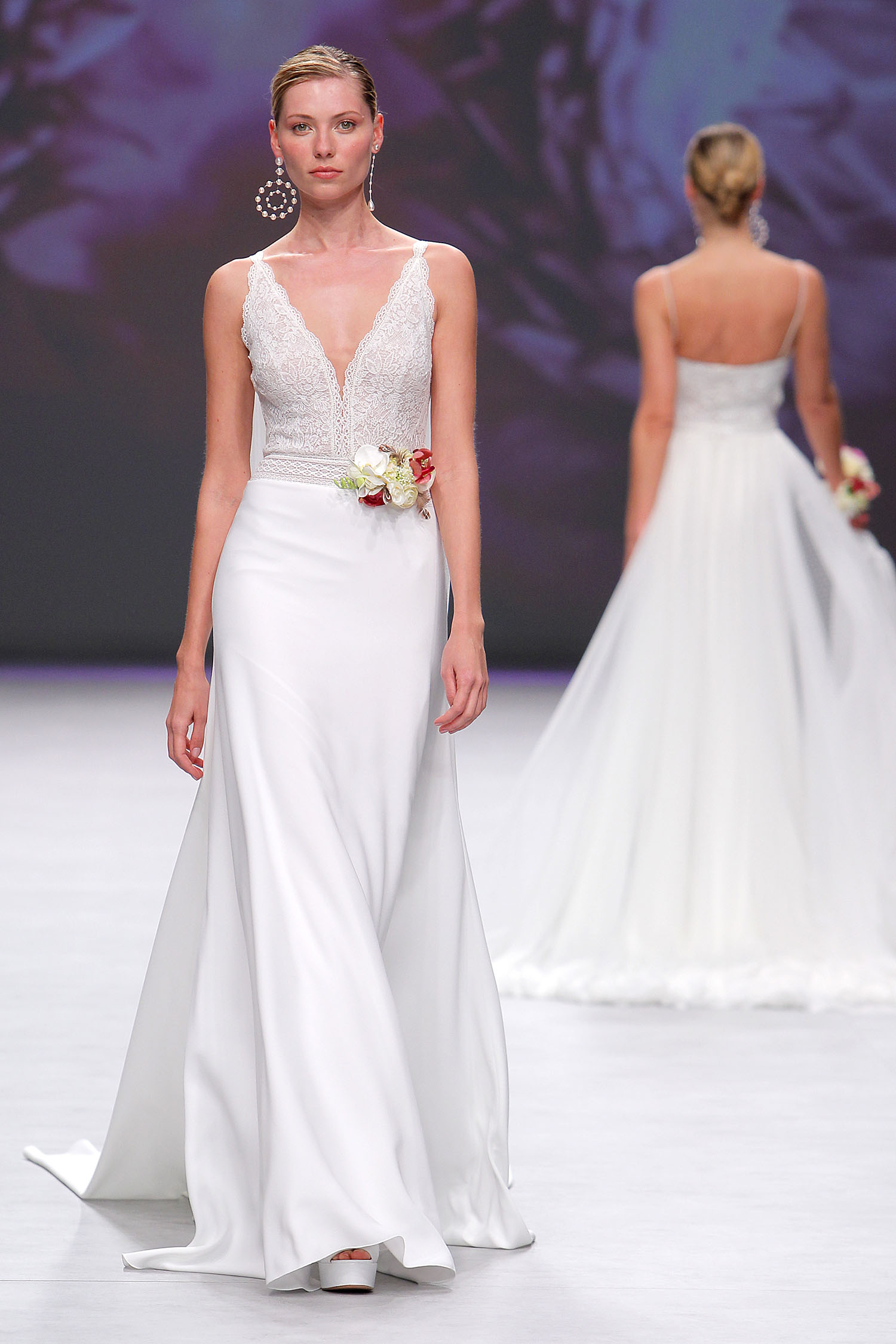 Aire Barcelona. Credits: Valmont Barcelona Bridal Fashion Week