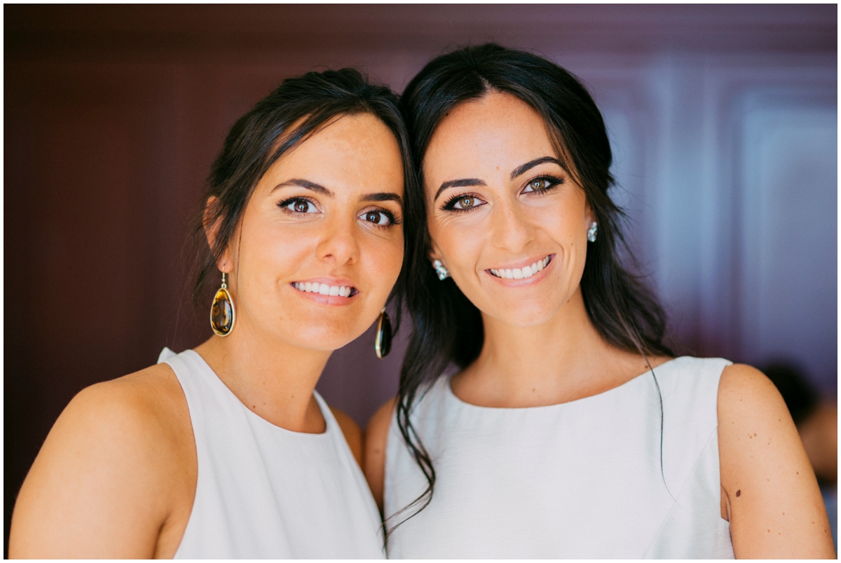 <a href="http://zankyou.9nl.de/u9m9" target="_blank"> João de Medeiros & Pamela Leite </a>
