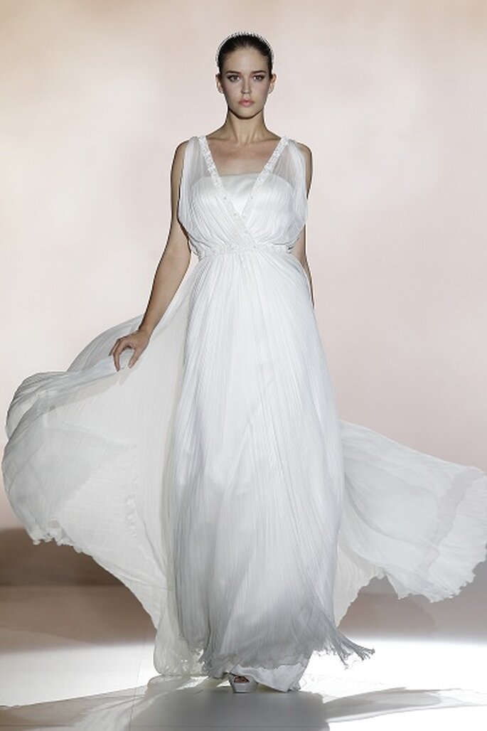 Foto: Ugo Camera / BARCELONA BRIDAL WEEK
<a href="http://zankyou.9nl.de/k3g6">Descubra a nova colecção 2015 de Rosa Clará</a>