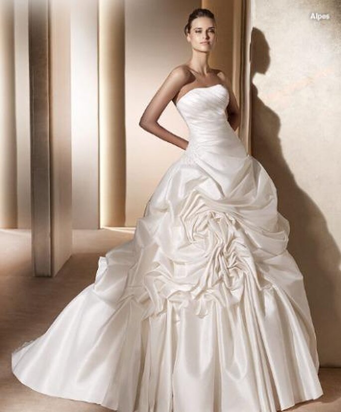 Alpes - Pronovias 2011