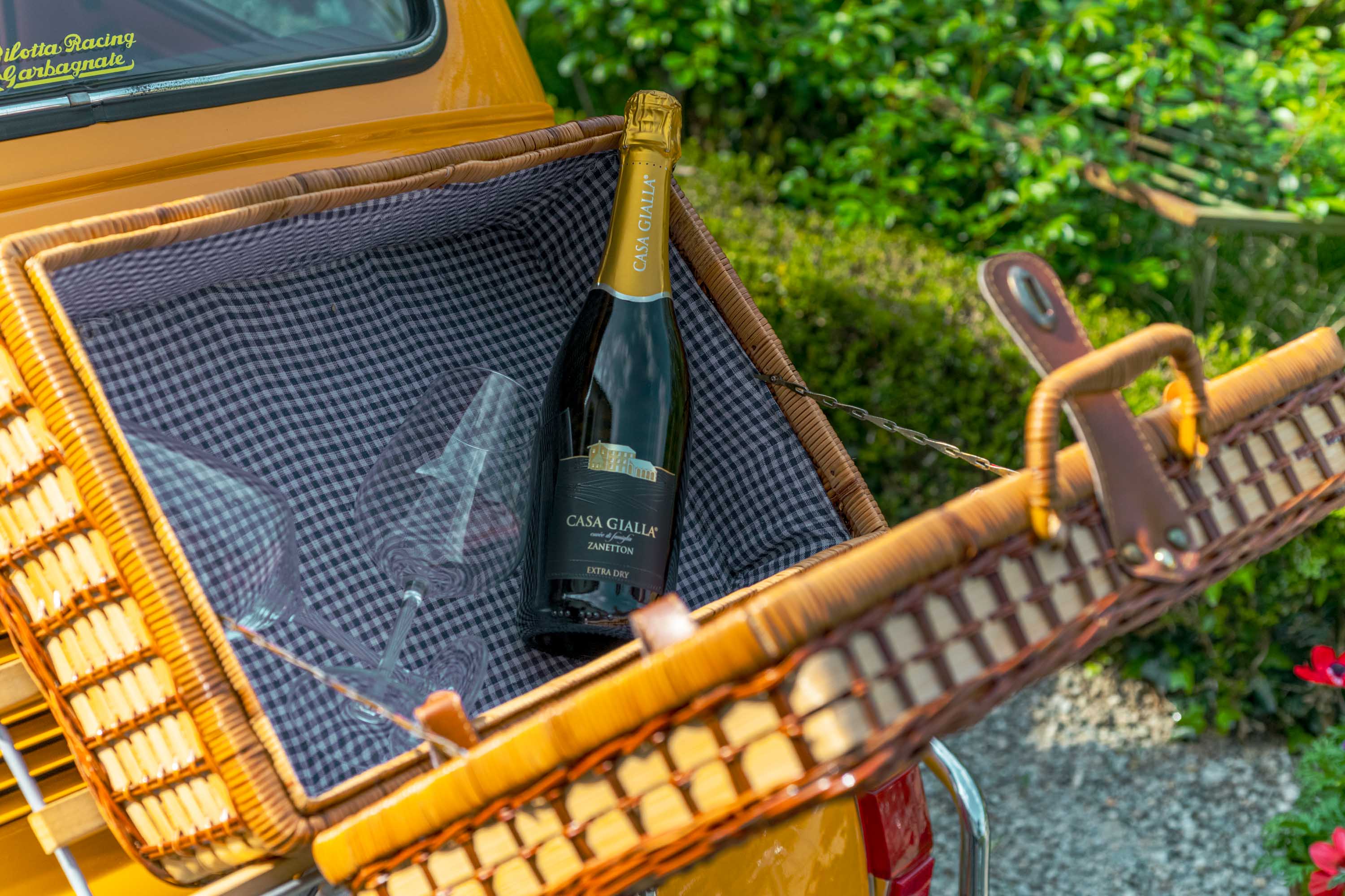 Photo: Macchina Gialla Rent