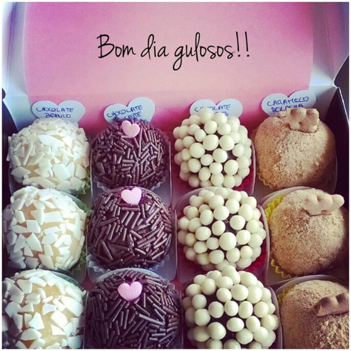 Pode também oferecer uma caixa de brigadeiros aos seus convidados. Foto Brigadoce
