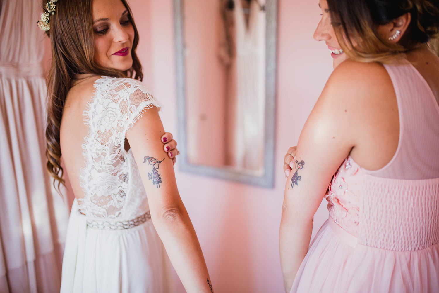 Wedding Creating Momentos.
