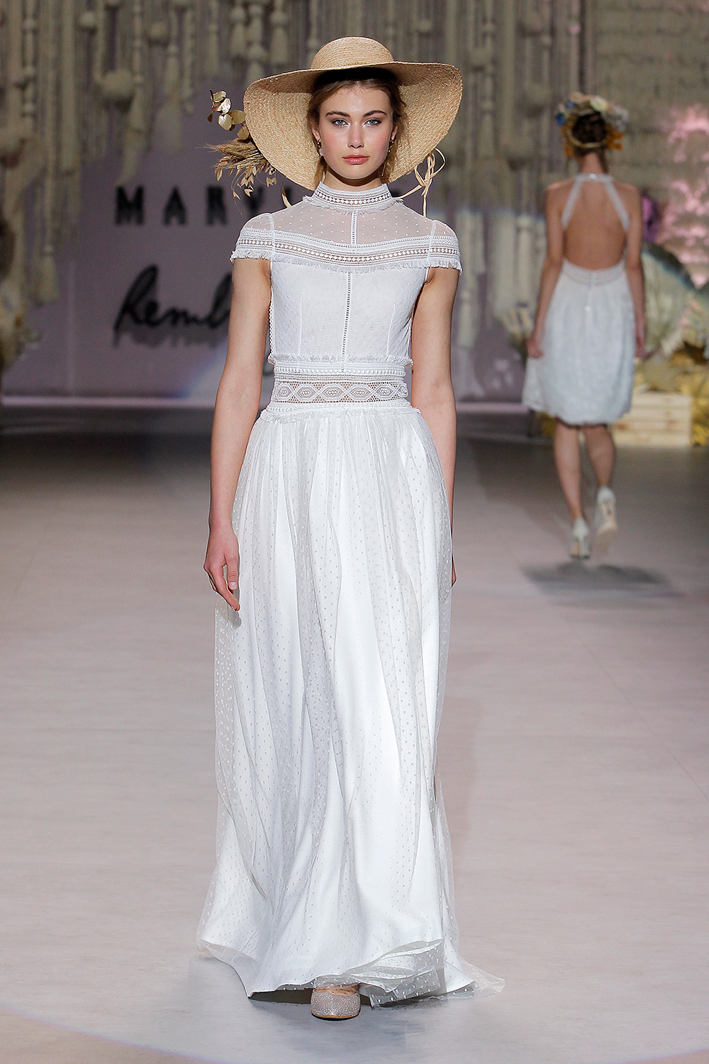 Marylise by Rembo Styling. Credits: Barcelona Bridal Fashion Week