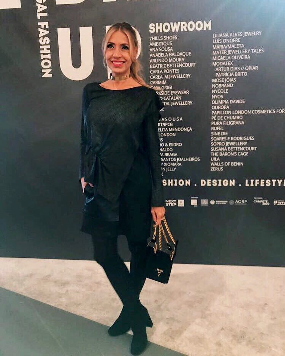 Claudia Jacques vestida por Luís Buchinho | Foto via Instagram @claudiajacques