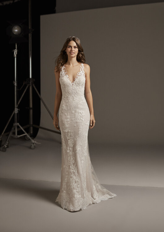 Eos, Cruise Collection Pronovias 2020