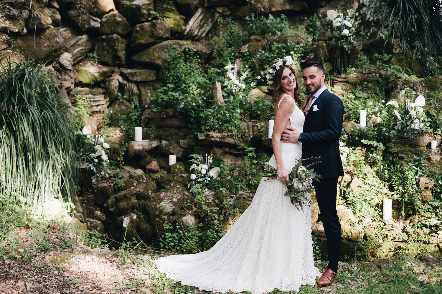 Fotografia: Nelson Marques + Andreia Torres Photography | Styling: GUIDA Design de Eventos ® | Vestido de noiva & Alta costura: Atelier Gio Rodrigues | Fato de noivo: Alfaiataria Lusa | Maquilhagem e cabelo: Espelho Meu