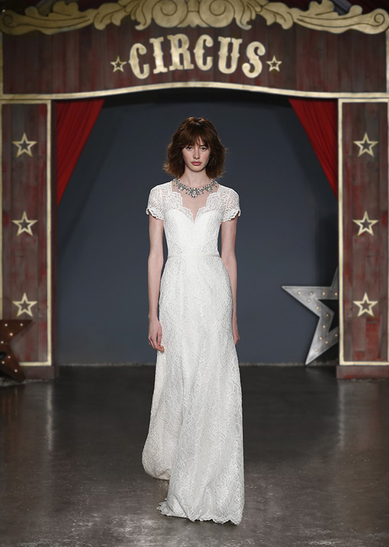 Bliss. Créditos; Jenny Packham.