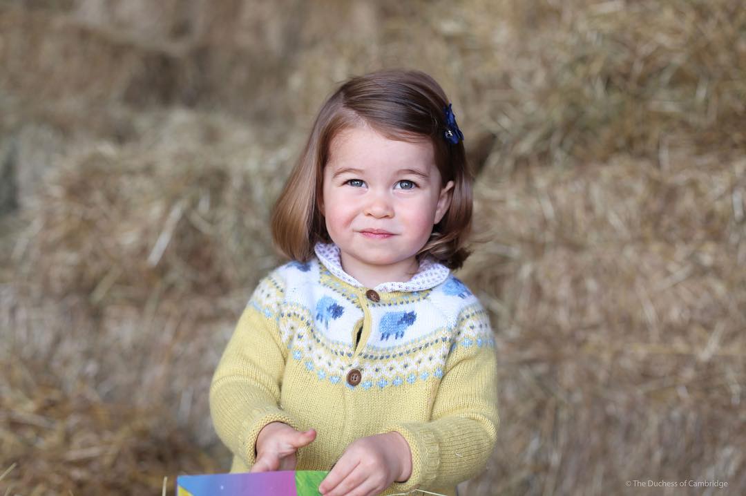 Charlotte de Cambridge - Foto via conta oficial de Instagram do Kensington Palace (@kensingtonroyal)