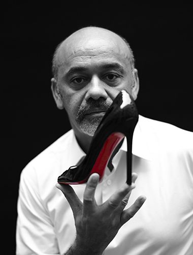 "Sapatos são apenas um pedestal. O que me interessa mais é o poder que as mulheres que os usam têm" - Christian Louboutin
