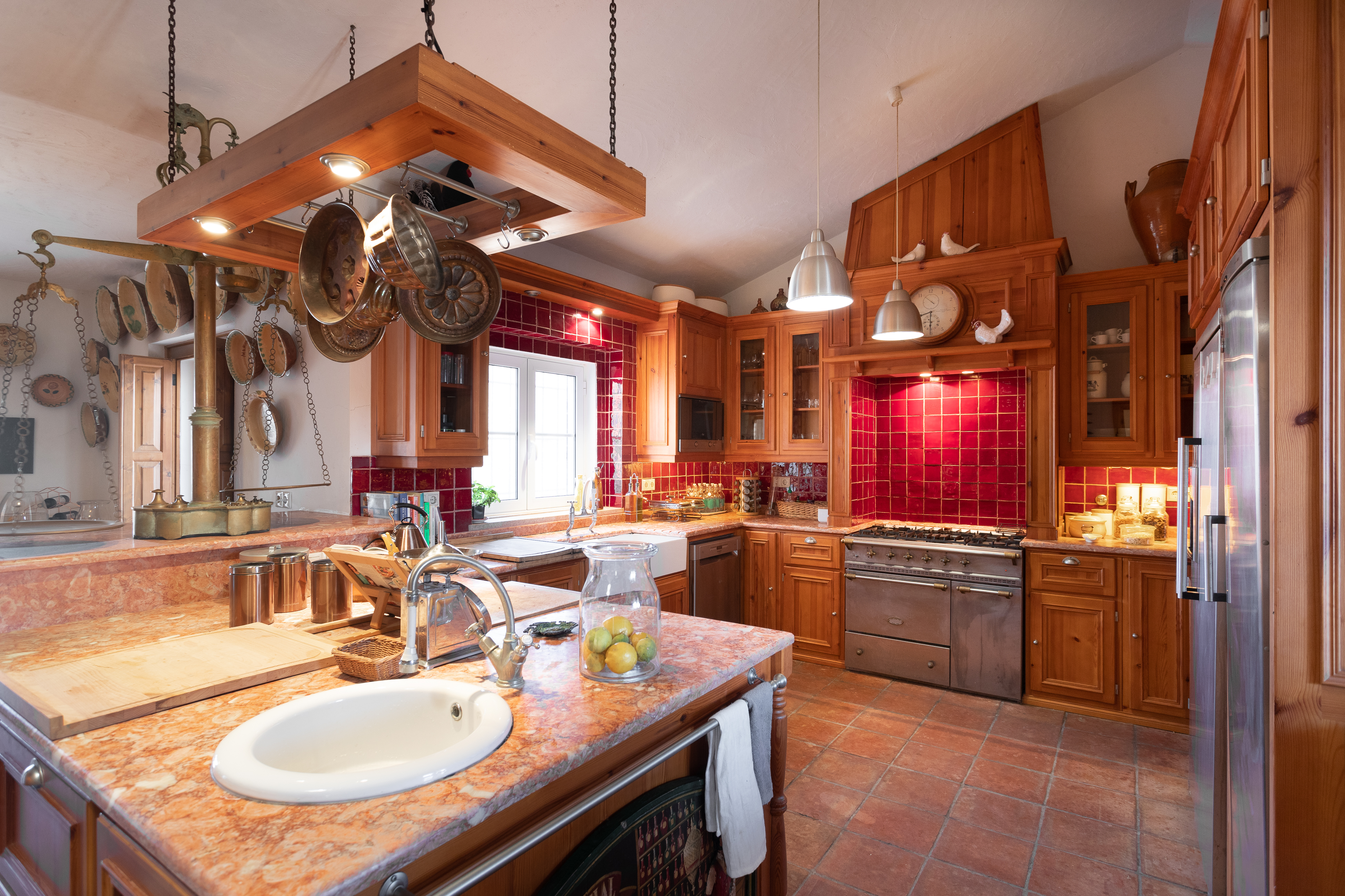 Rosa Estates: The Farmhouse & Stables