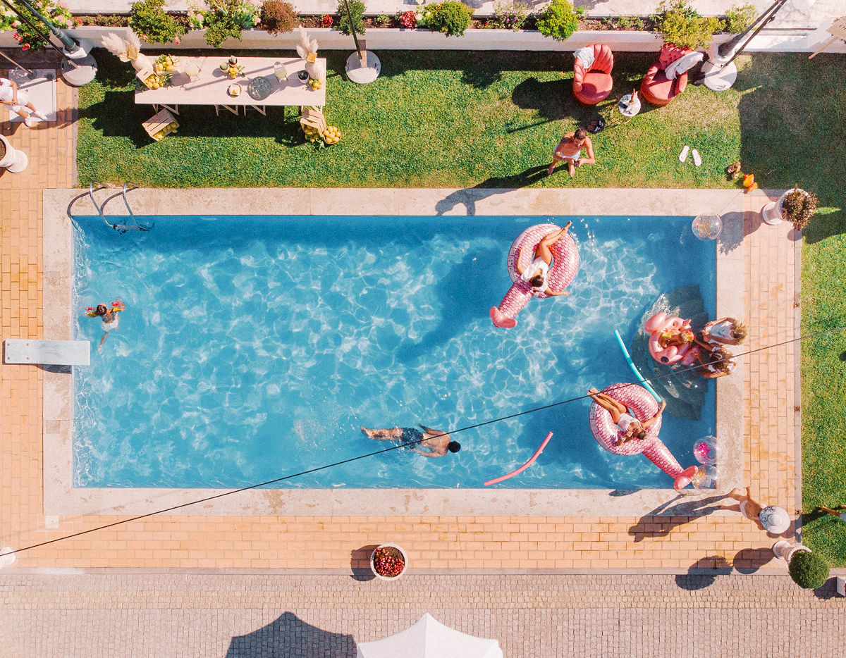 A festa na piscina