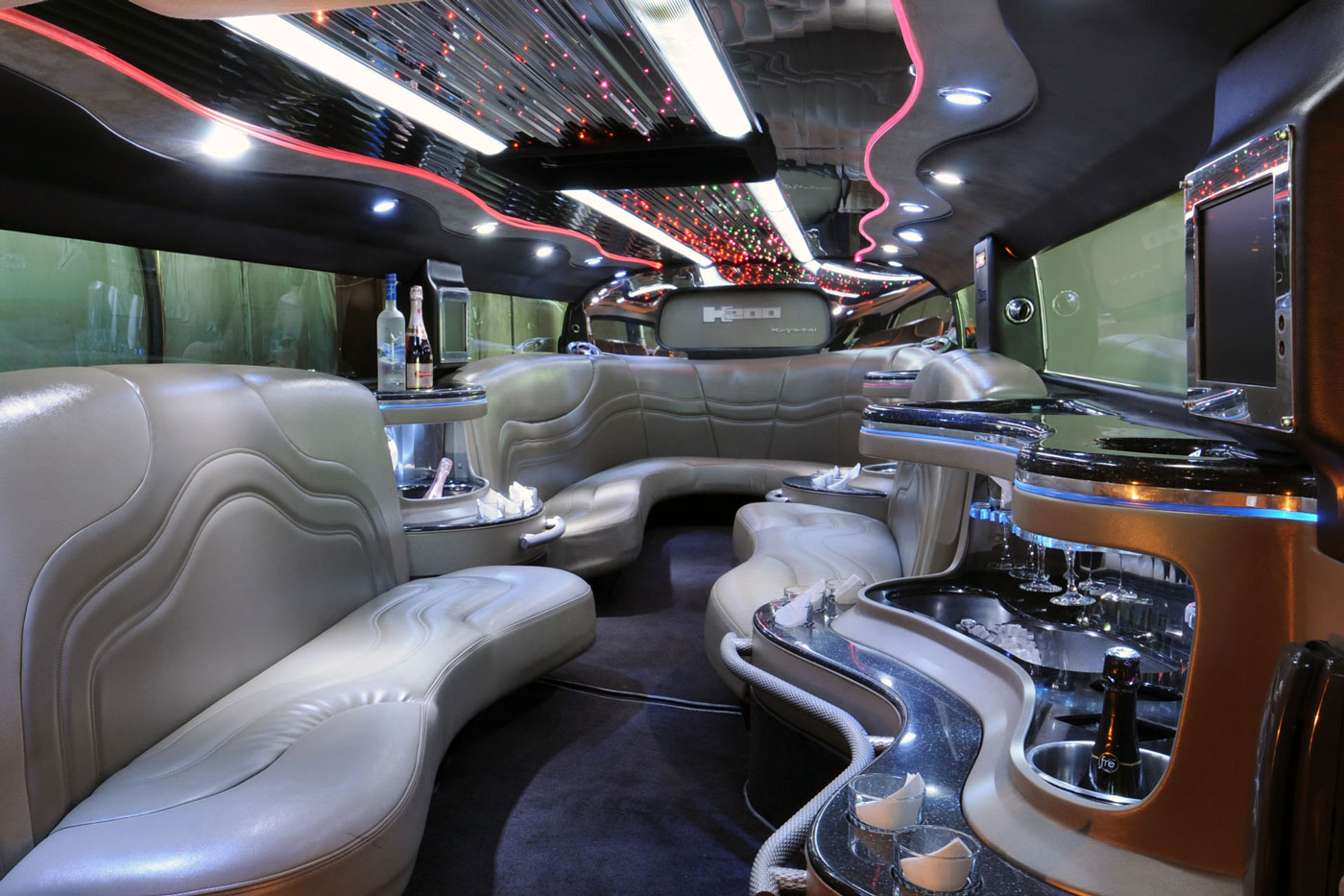 Upper Class Limousines