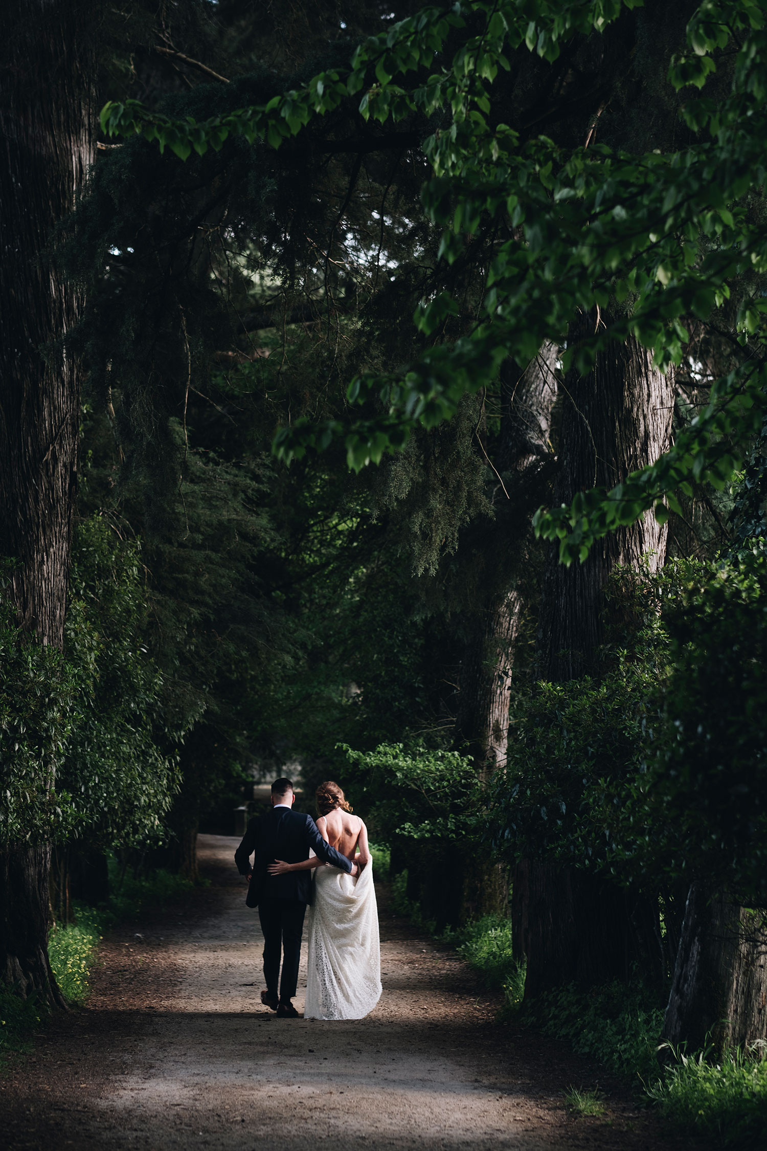 Fotografia: Nelson Marques + Andreia Torres Photography | Styling: GUIDA Design de Eventos ® | Vestido de noiva & Alta costura: Atelier Gio Rodrigues | Fato de noivo: Alfaiataria Lusa | Maquilhagem e cabelo: Espelho Meu 