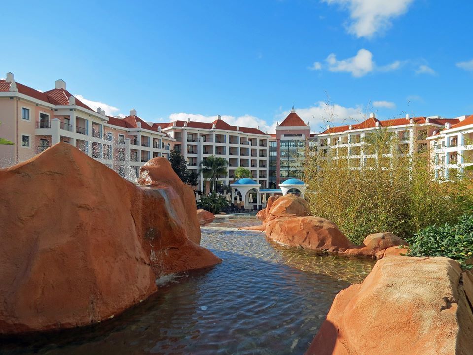 exterior de Hilton Vilamoura As Cascatas Golf Resort & Spa