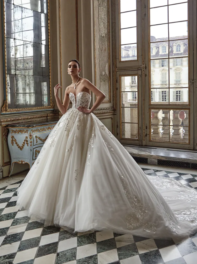 Pronovias