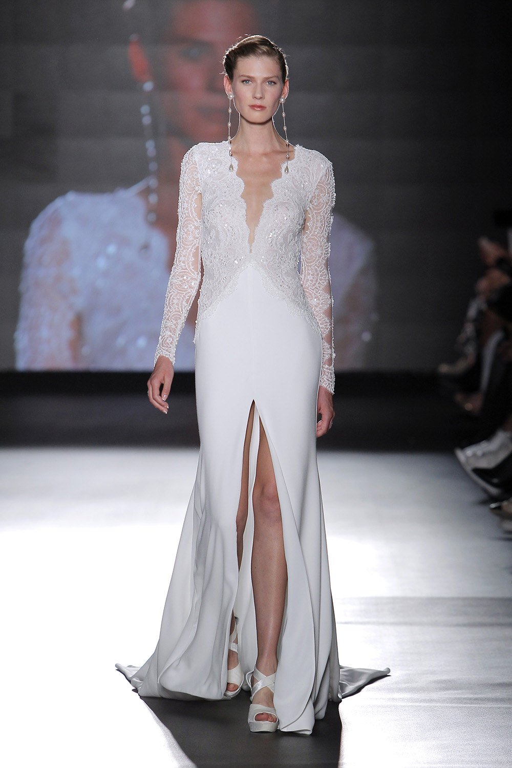 Credits: Barcelona Bridal Fashion Week