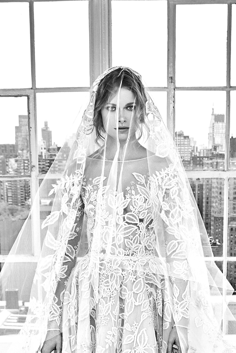 Deborah with veil. Créditos: Zuhair Murad.