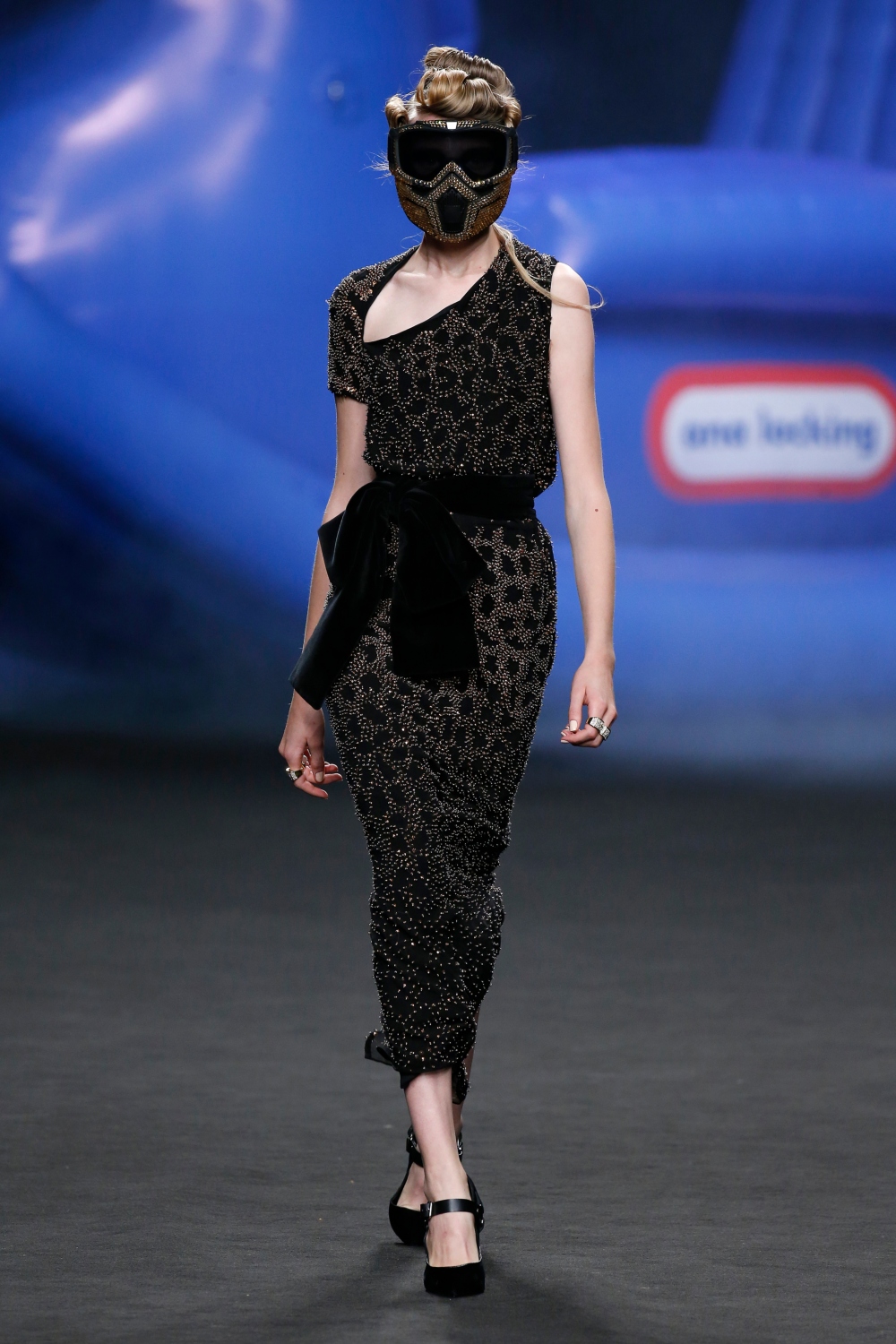 MBFWM outono-inverno 2019/20: tudo o que a moda espanhola pode fazer pelo seu look de convidada