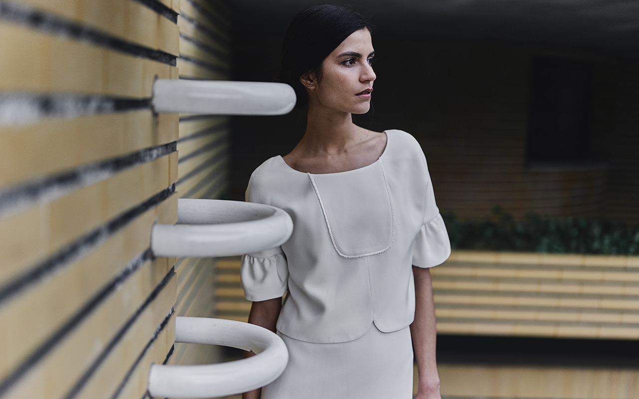 Top Gavras & sous-robe Drieu. Créditos: Laure de Sagazan
