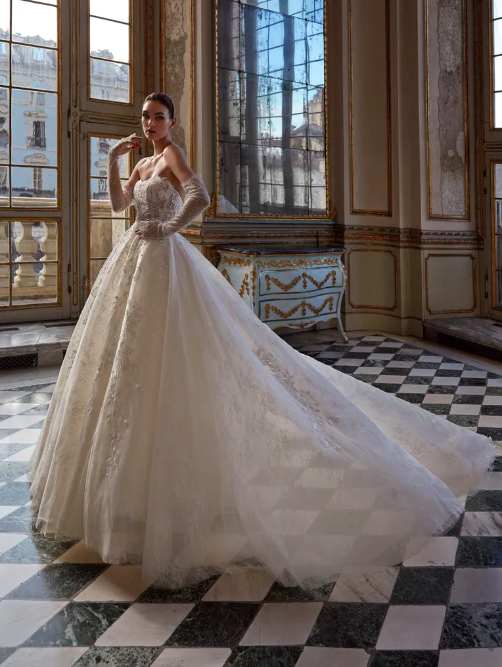 Pronovias