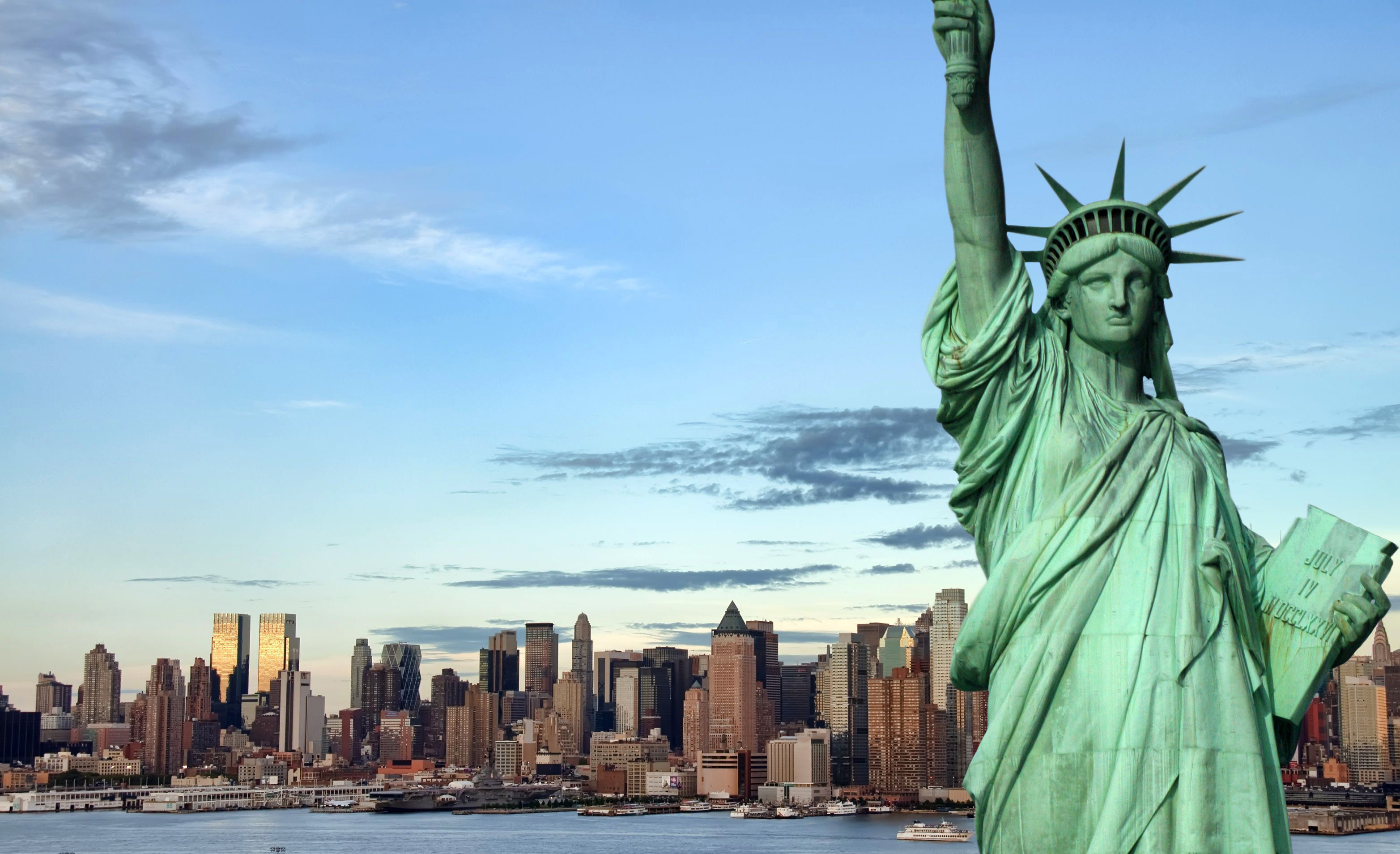 Estátua da Liberdade e vista de Nova Iorque