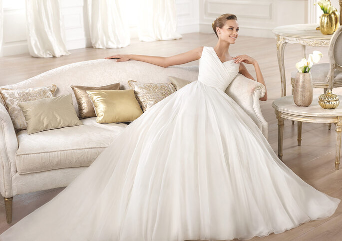 <a href="http://zankyou.9nl.de/nfw4">Peça a sua marcação para provar a nova Colecção Pronovias 2015.</a> 