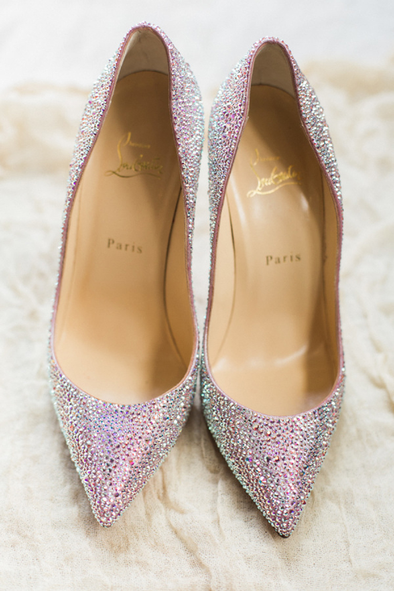 Sapatos de noiva.