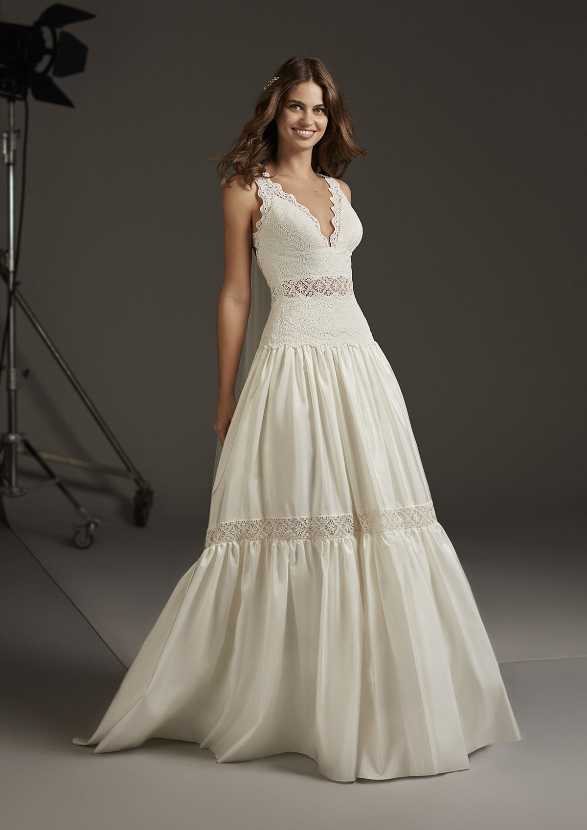 Draco, Cruise Collection Pronovias 2020