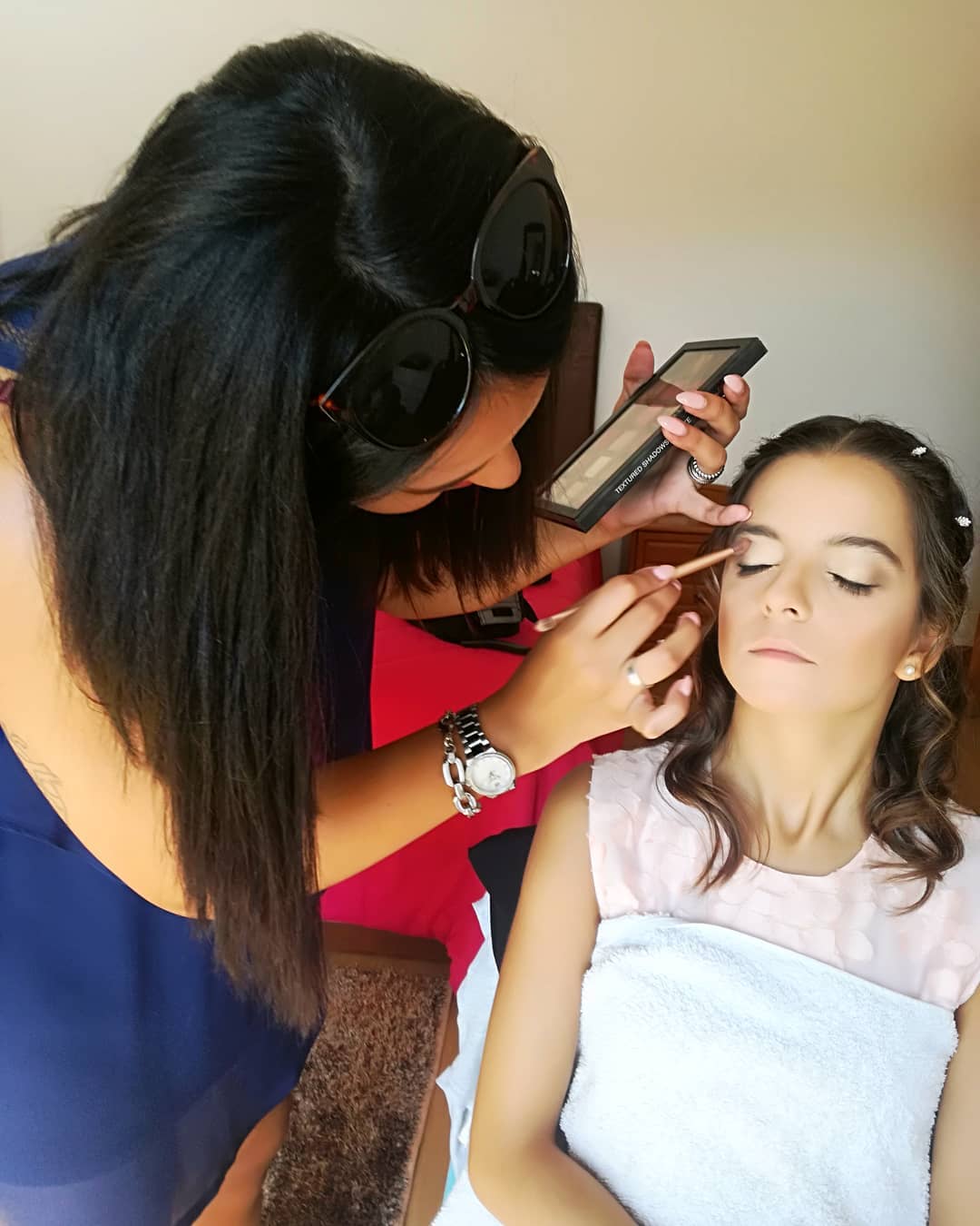 Ana Serra Makeup and Nails