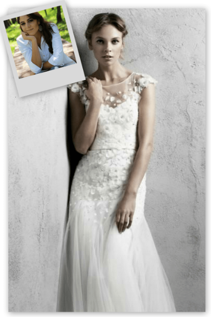 Depois de muita procura e depois de uma difícil selecção, finalmente escolhi um modelo de Zoe de Christo. Um vestido com tule fino, com decote ilusão, flores decorativas e saia godet invertida. Sem este modelo, já não me posso imaginar vestida de noiva!
Vestido de noiva de Zoe de Christos. Credits: Zoe de Christos