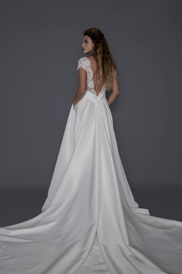 Créditos: <a href="https://www.zankyou.pt/f/pureza-mello-breyner-atelier-14562/card/visit-webblank">Pureza Mello Breyner</a>