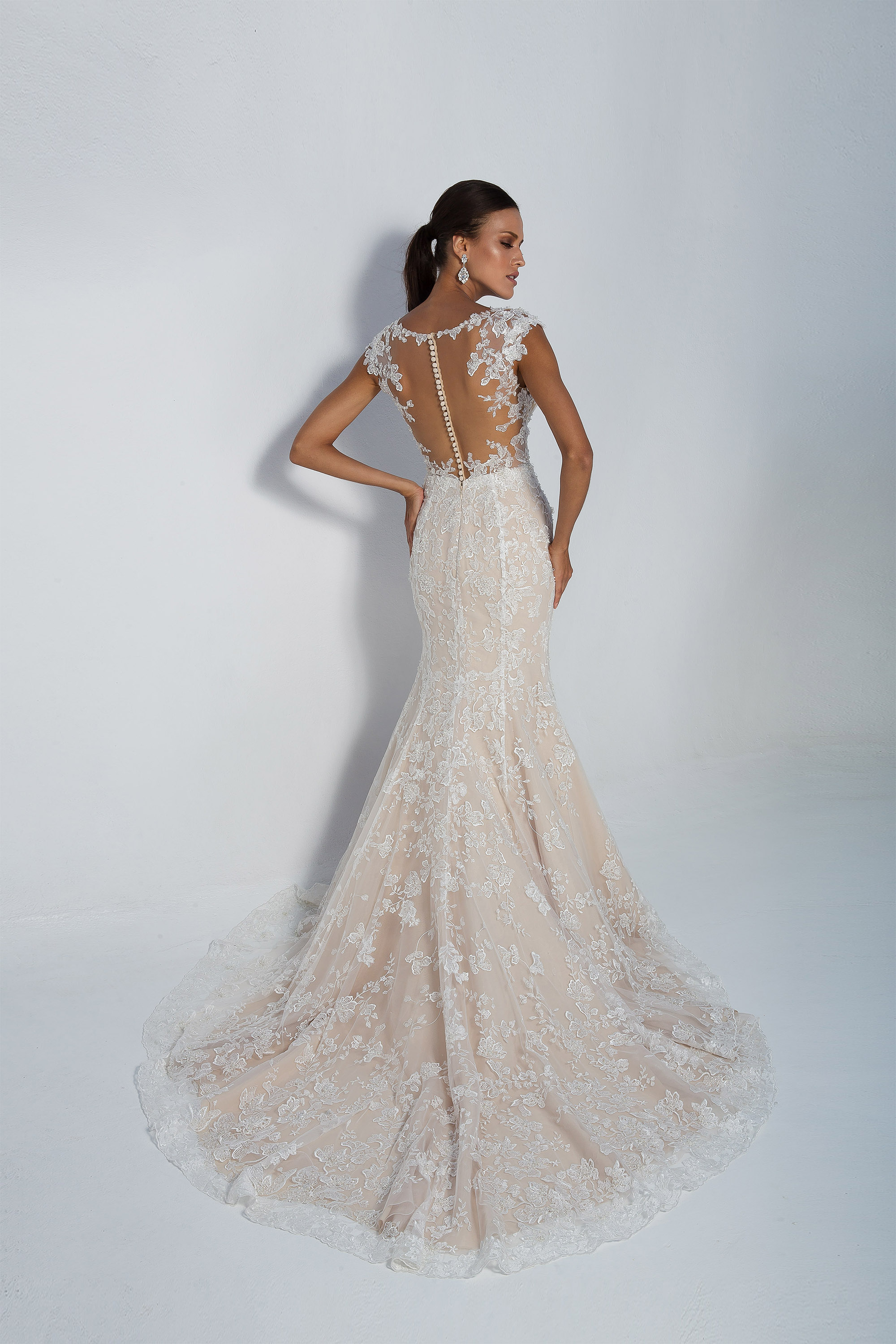 Style 88005. Credits: Justin Alexander