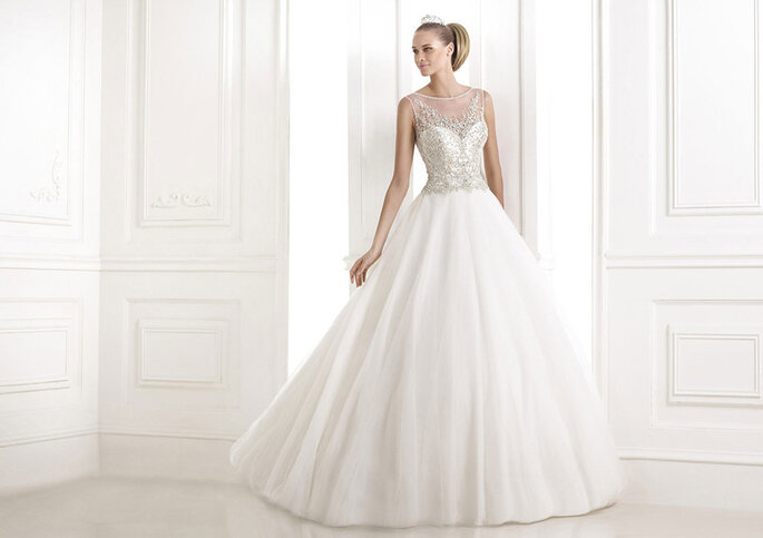 <a href="http://zankyou.9nl.de/n3ig" target="_blank"> Faça a sua marcação para experimentar o seu vestido favorito </a>