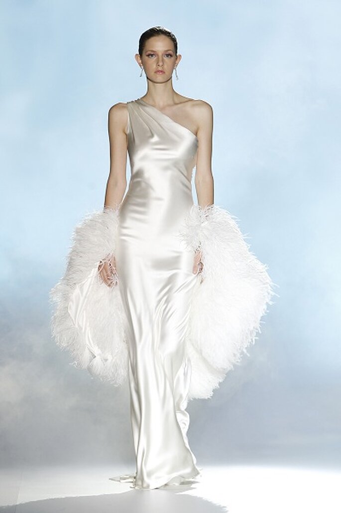 Foto: Ugo Camera / BARCELONA BRIDAL WEEK
<a href="http://zankyou.9nl.de/k3g6">Descubra a nova colecção 2015 de Rosa Clará</a>