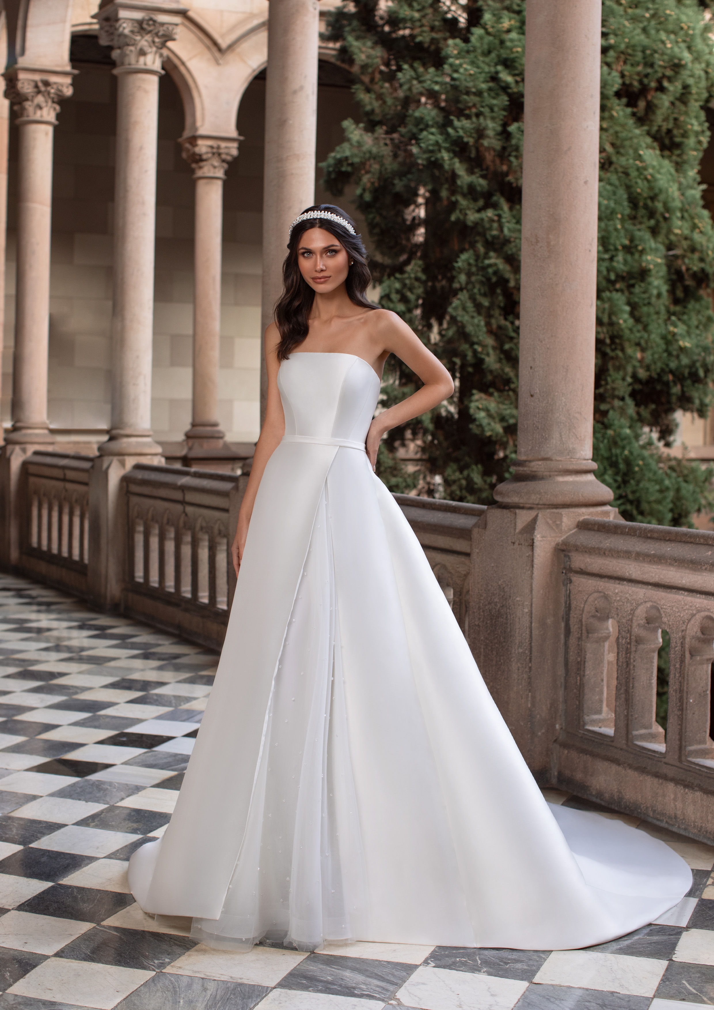 Vestido de noiva modelo Curtis da coleção Pronovias 2021 Cruise Collection