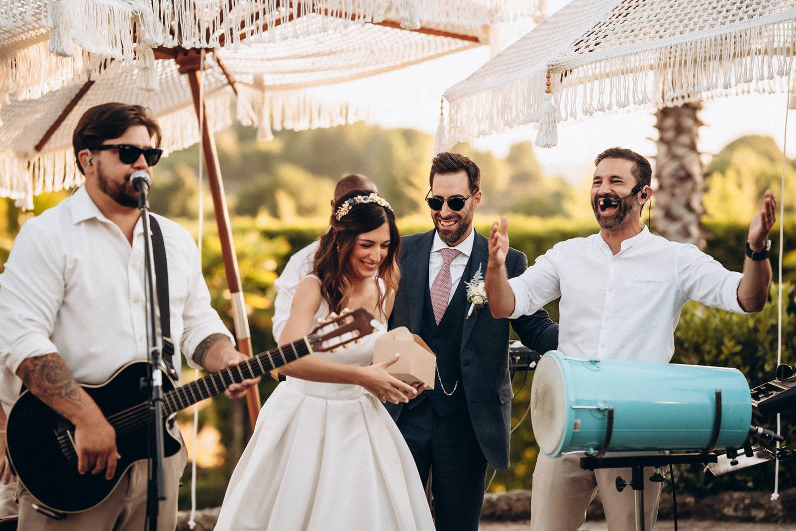 Grupo Vem Ser Feliz - Samba & Pagode.