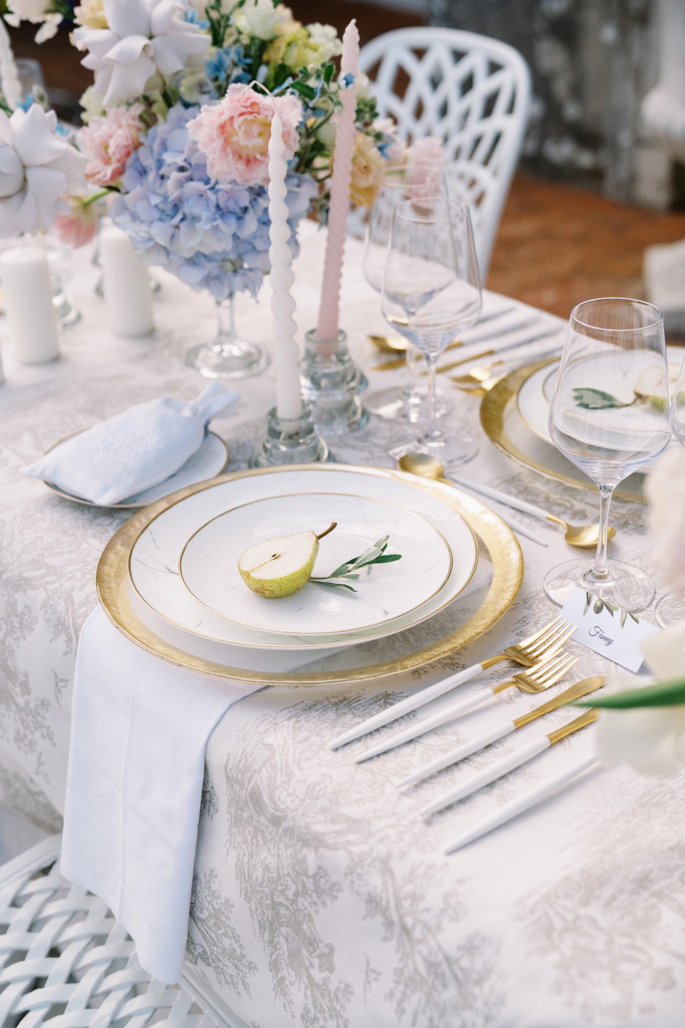 Concept: My Day by Louise. Photography: Feather and Fawn Photography. Wedding Venue: Quinta da Conceição