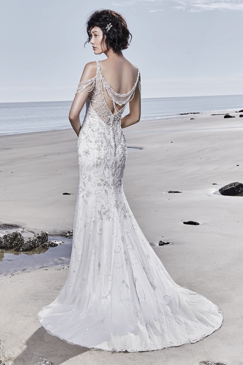 <a href="https://www.maggiesottero.com/sottero-and-midgley/georgina/11535">Maggie Sottero</a>