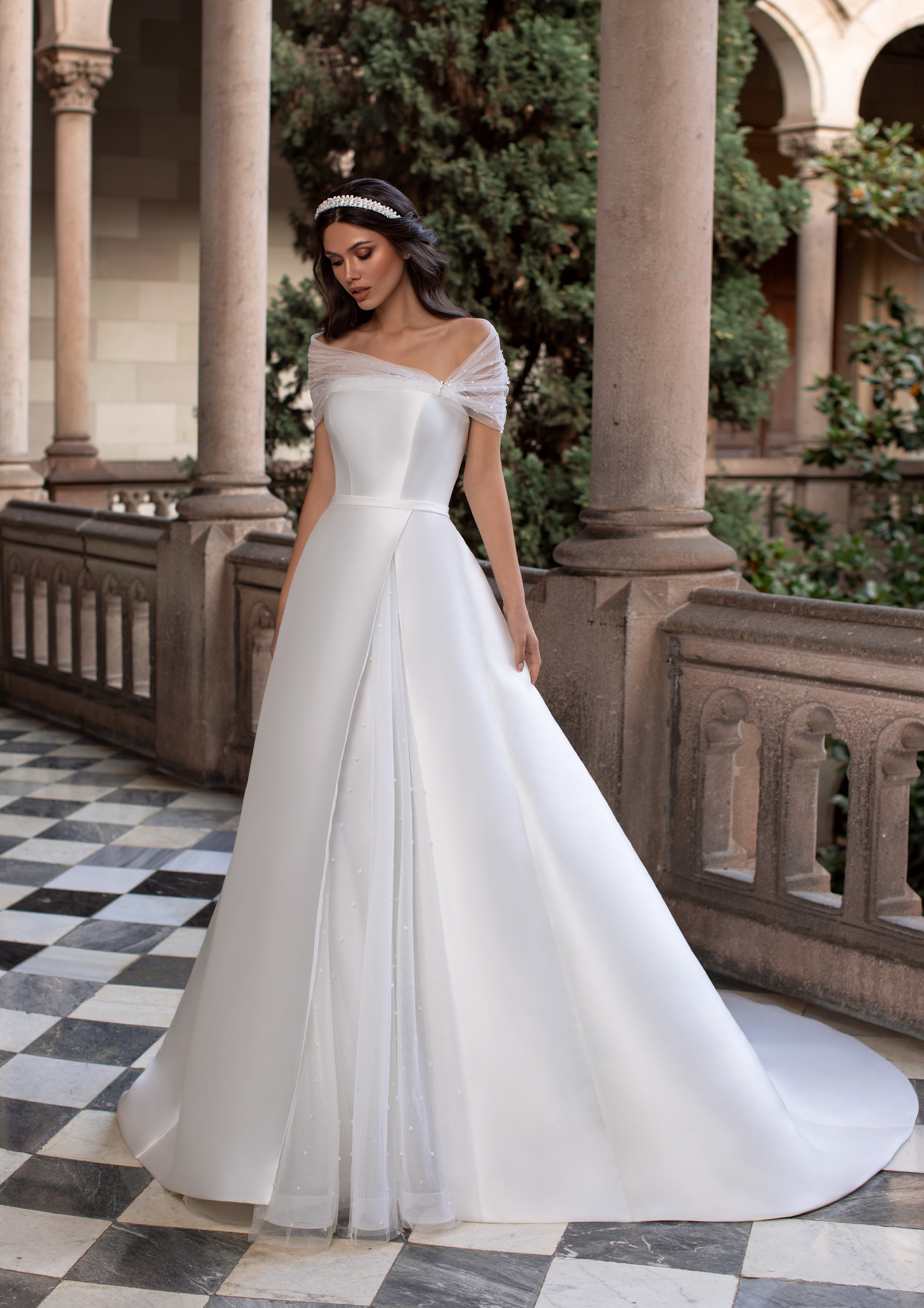 Vestido de noiva modelo Curtis da coleção Pronovias 2021 Cruise Collection