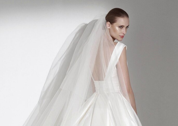 <a href="http://zankyou.9nl.de/nfw4">Peça a sua marcação para provar a nova Colecção Pronovias 2015.</a>
